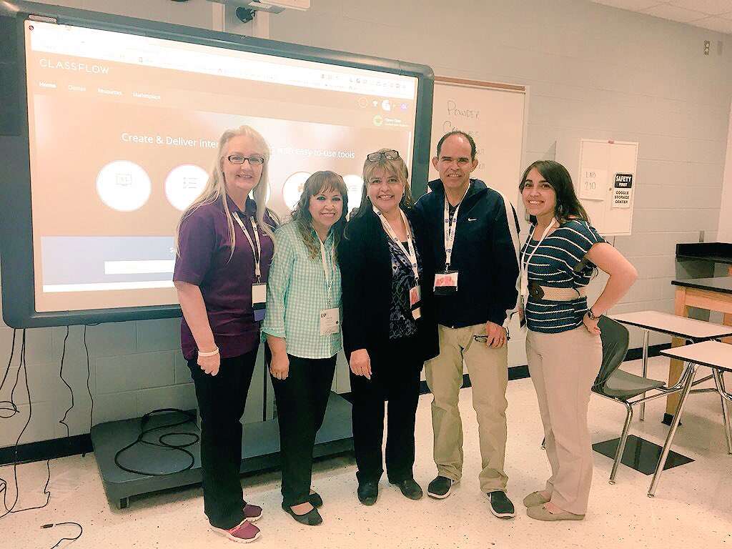 GLuceroTech's tweet photo. ClassFlow blended learning! Thank you for coming to my session, CTW, RSE and MVHS in the House!! #TLE2017 https://t.co/fPBeSaRAwJ