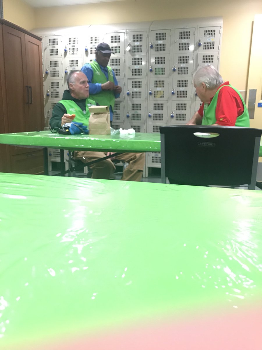 Bridjer7's tweet photo. These two old ass guys at my work in the brake room says live life to the fullest to each other😂😂😂 https://t.co/1gRg8BLxnM