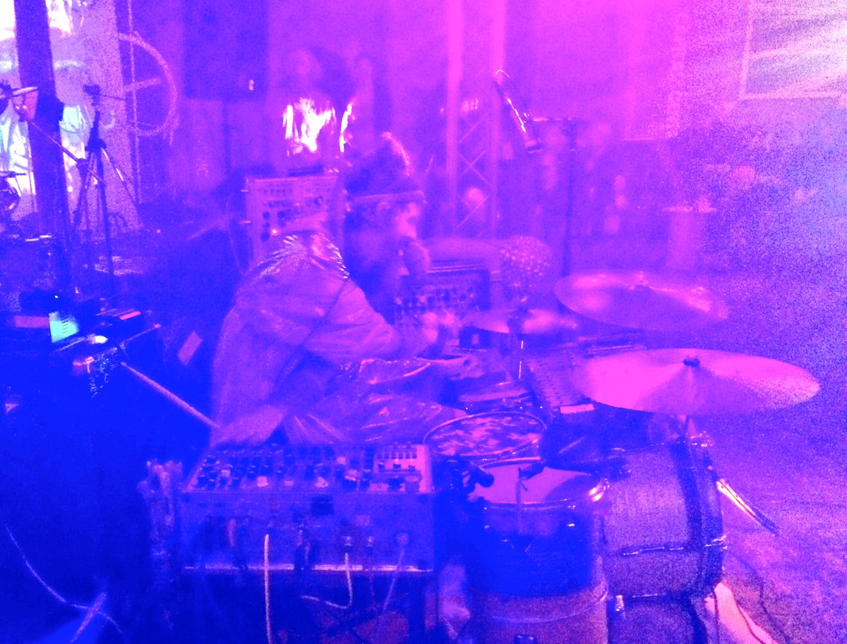 cornbrookcrt's tweet photo. His electronic highness, the magnificent Paddy Steer honours our stage, and kicks off the Grand Night @ Talbot Mill #msf17 #AGrandExposition https://t.co/SVIVRERE6L