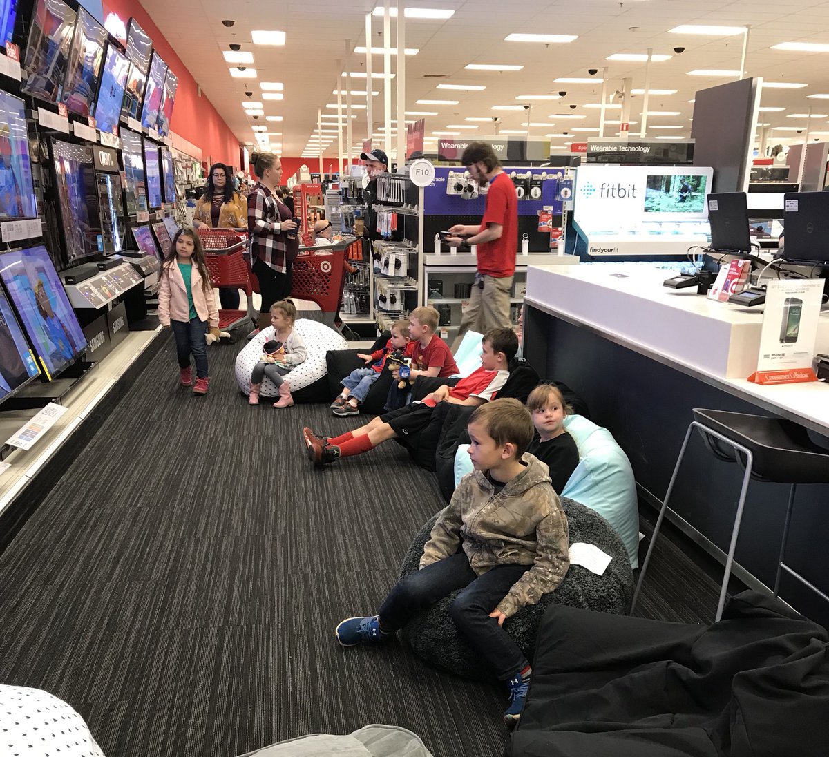 Paw Patrol Event is bumping! #TheDale #TrickorTreat