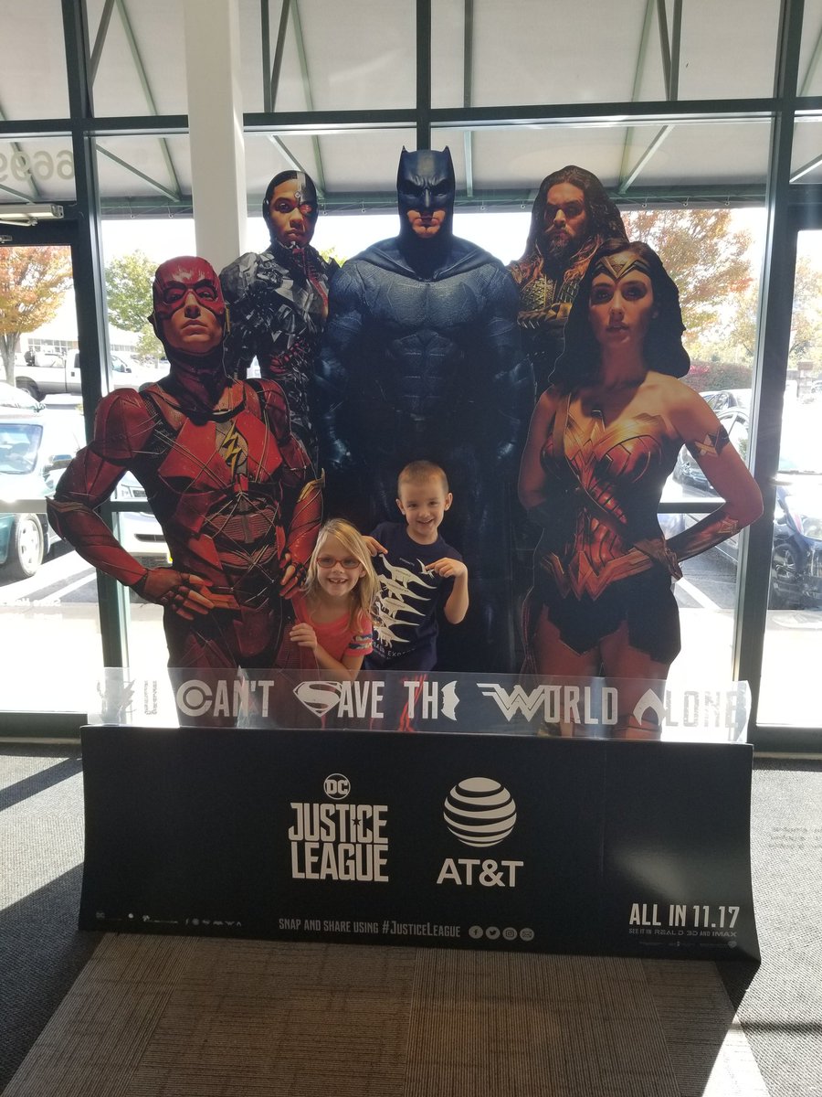 jcarterfas's tweet photo. Introducing the newest members of the #JusticeLeague ! #JLHalloween #Mightiest  @404girl @WhitFaris @BallerzMike @MidAtlStatesREx https://t.co/6lUCeU45rt