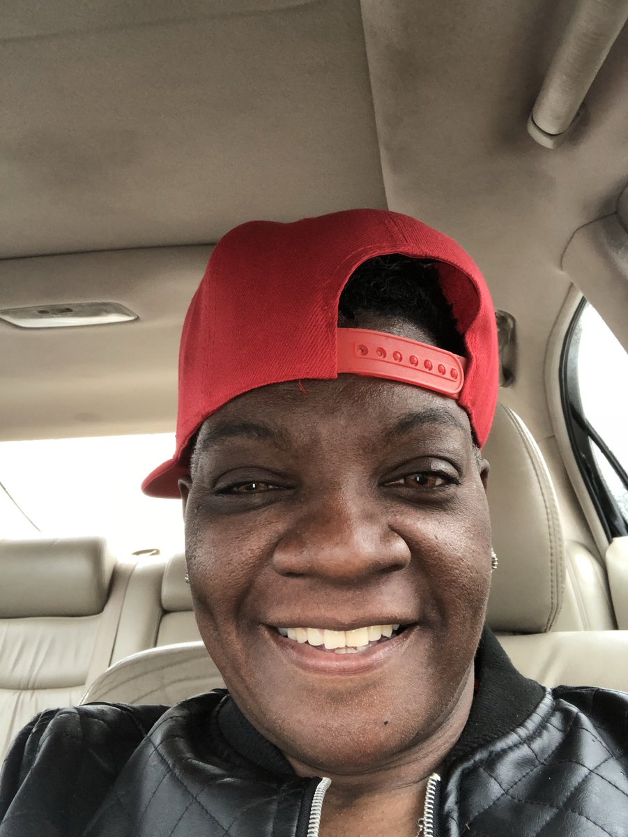 Simone Blanchard (@sanisedamone) on Twitter photo 