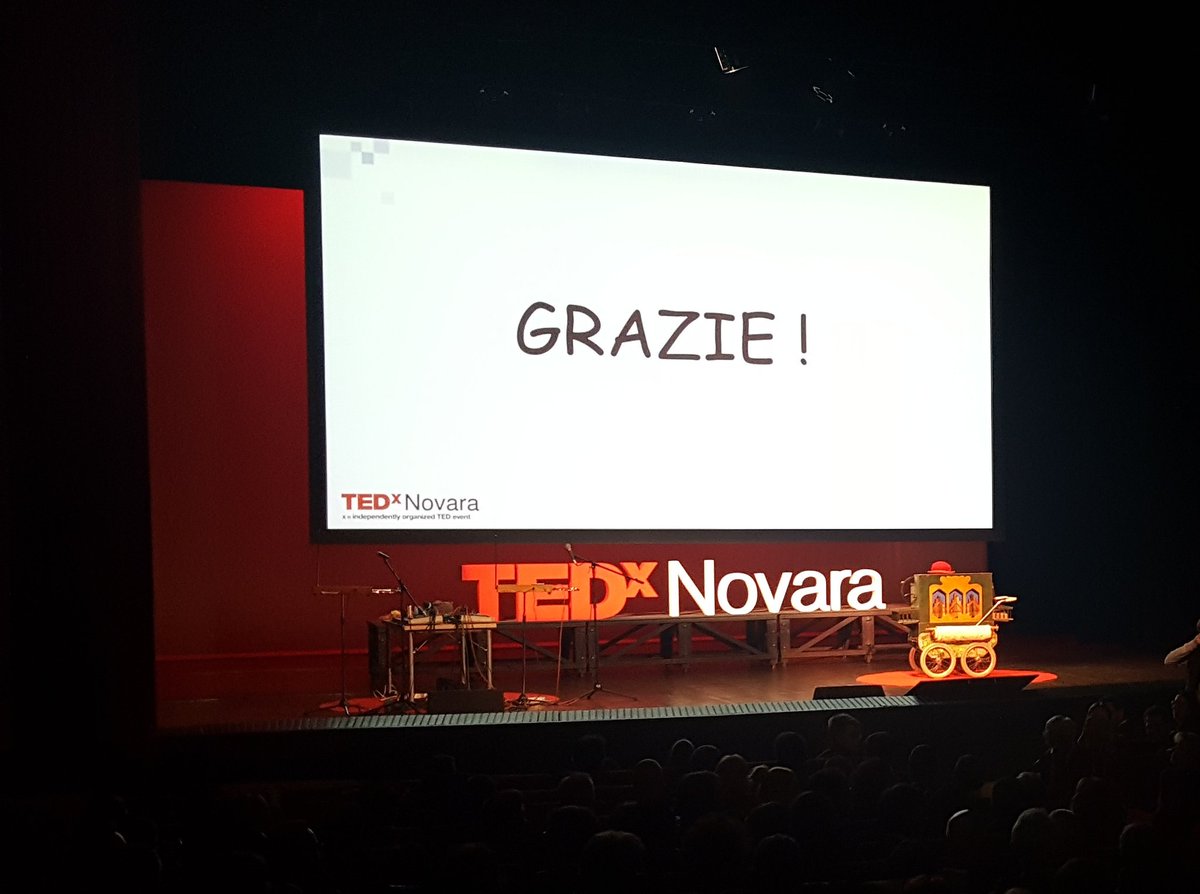 TEDxNovara's tweet photo. Grazie di cuore a tutti per questo splendido #TEDxNovara #beatsandbits! 🤖👨💼❌ https://t.co/ozhC55lvXs