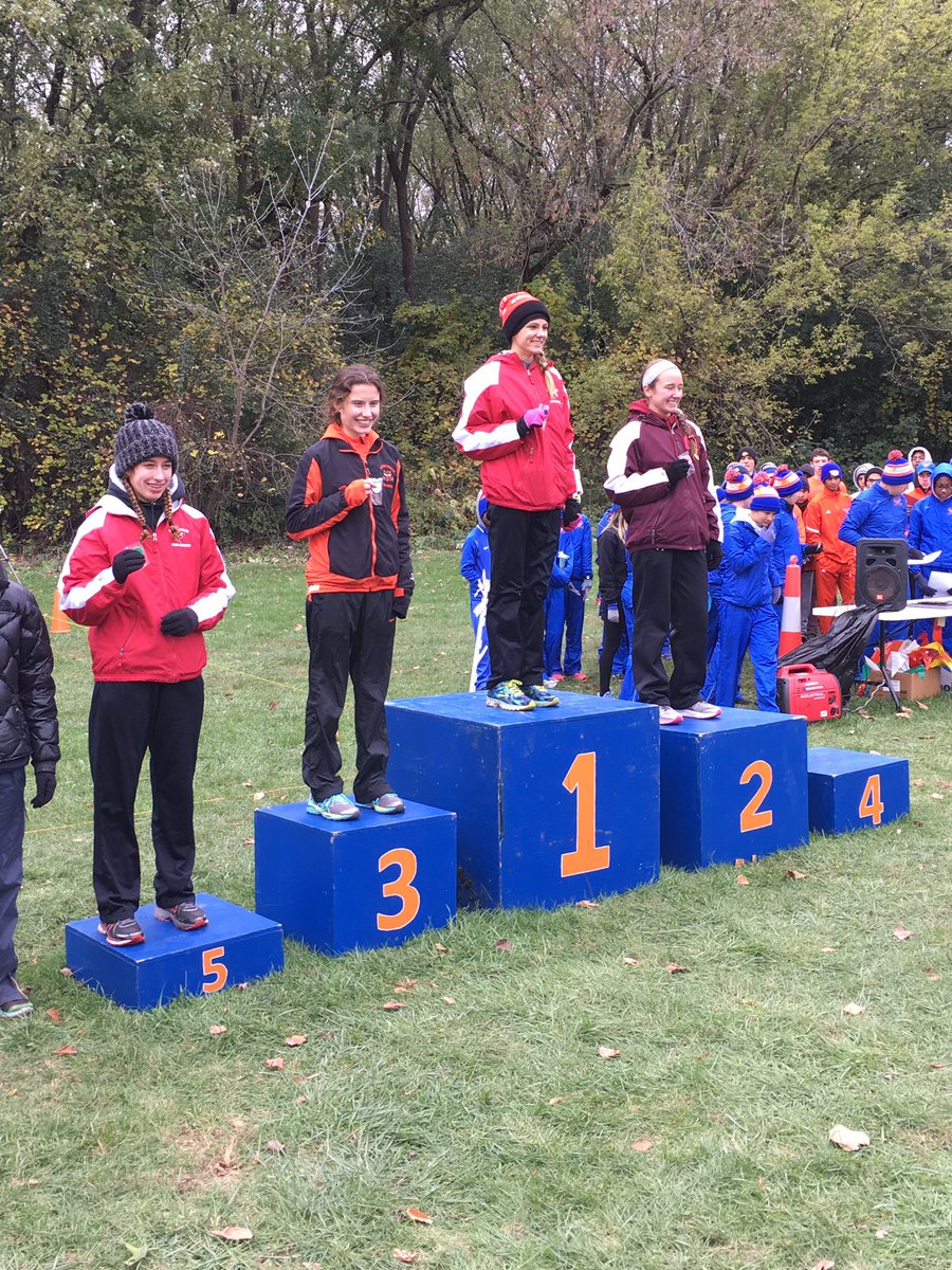 BHS220Athletics's tweet photo. Sectional XC Awards Stand:
Jocelyn Long 1st, Molly Fitzpatrick 5th.  Great race ladies! #BarringtonAthletics https://t.co/YHGxpv4iK8