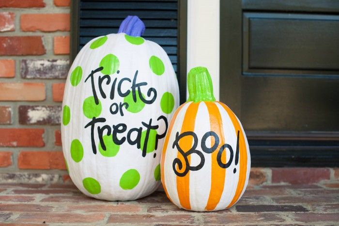 WestportBC's tweet photo. Westport's Weekly Hack: Painted Pumpkins for Halloween 

https://t.co/DH8HkvU7bB 

#whiterockrealestate #westport #halloween #hack https://t.co/8k58owsfVH
