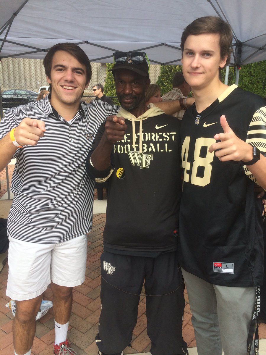Matt_Popp's tweet image. #GoDeacs #ThePointer