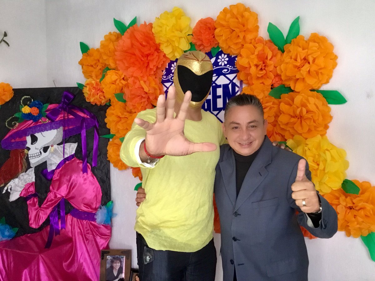PP_BAEZ's tweet photo. @LuchaLibreSMA Un abrazo a todos y mucho éxito a nuestras estrellas locales. Allá nos vemos para apoyarlos con todo!!! https://t.co/lqDhroO9MS