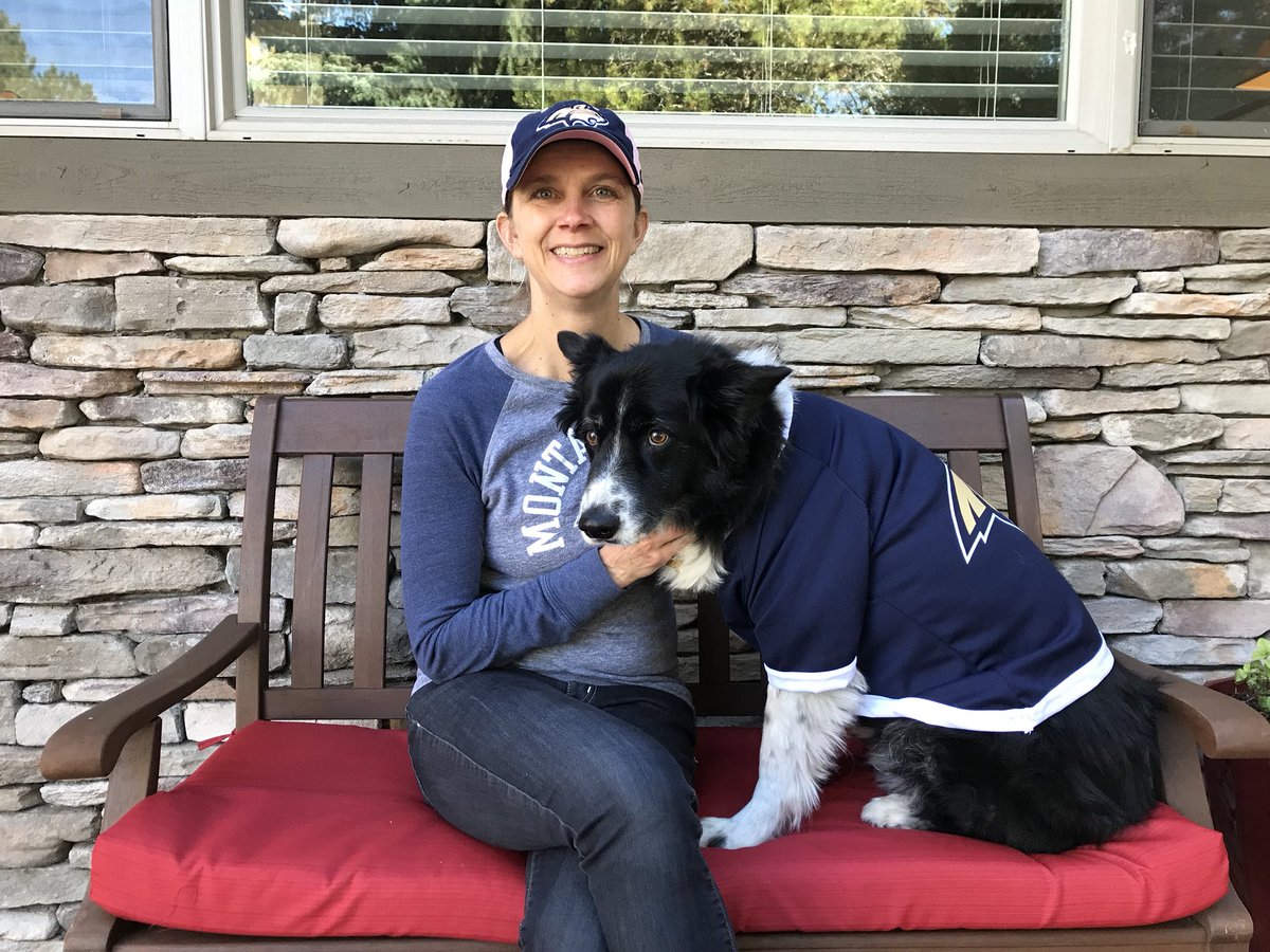 jpkgrl's tweet photo. Halloween weekend plus #montanastate Bobcats football means Jack gets to wear his jersey. #GoCatsGo #deeogee https://t.co/T7nJvikFXj