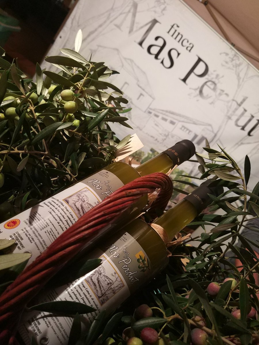 FincaMasPerdut's tweet photo. Aquesta tarda més i millor!  🤗🤗 🍾🍷#VinsAmbAmor  #Sucdoliva #Endogen #MasPerdut #TerrerSingular #VinsDolços!! @larbocturistic  #enramada https://t.co/A1tyA9jfZ3