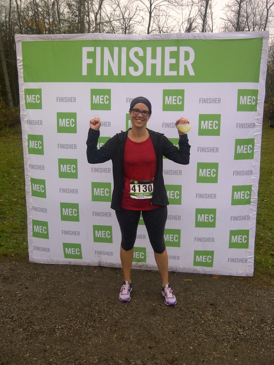 canuckcarl's tweet photo. Congratulations to @jillmacalpine on an amazing run on her 1st race and a #Halfmar @mec Barrie #5. Love the #runningcommunity #camaraderie https://t.co/973kEZzTlj
