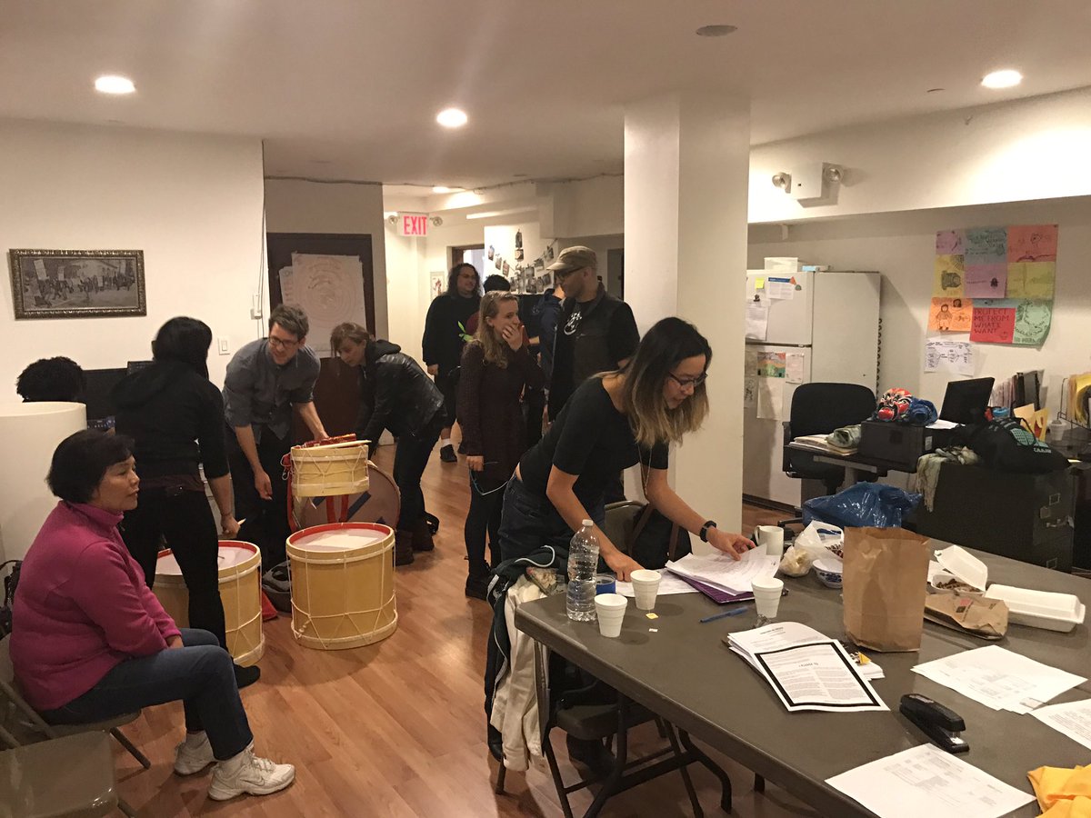 CtownArtBrigade's tweet photo. Gearing everyone up, see everyone at 291 Grand Street at 2 pm! #CtownNot4Sale #JamesCohan #OmarFast #DecolonizeThisPlace #绝不出卖唐人街 https://t.co/NCVks0ZkiG