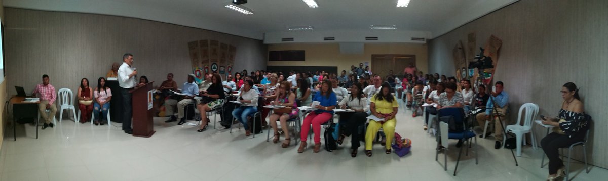 jormatopa's tweet photo. Desde @UniLaGuajira Maicao construyendo #Ideasuniguajira en pro de la mejora de nuestro Departamento https://t.co/3LCUq7Vd0I