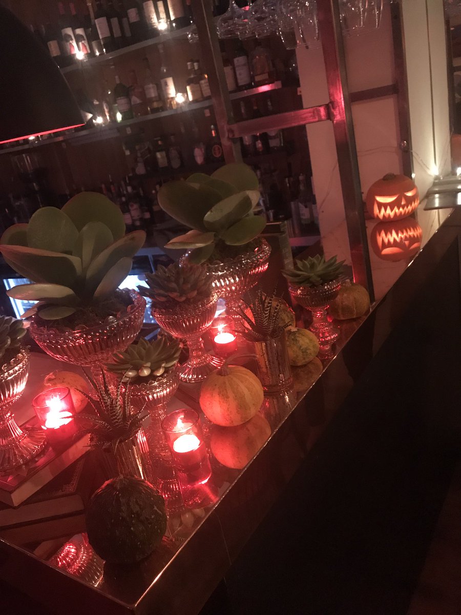 We have tables available tonight. Come down for some amazing food and see our beautifully decorated restaurant thanks to woodland flowers.