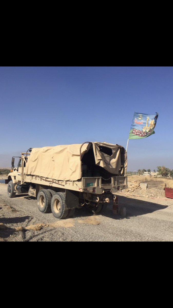 sfrantzman's tweet photo. I get it Americans want to pretend there r no divisions in #Iraq; but then can they ask the Iraqi army why it flies Shia sectarian flags? https://t.co/MLx6vdgv9w