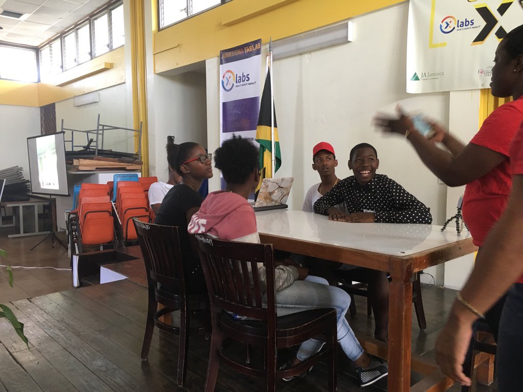 biancawelds's tweet photo. The blog/vlog station capturing the thoughts of attendees @xlabsja #OctoberXFest Mini-Maker Village https://t.co/tVg6fBMjQr