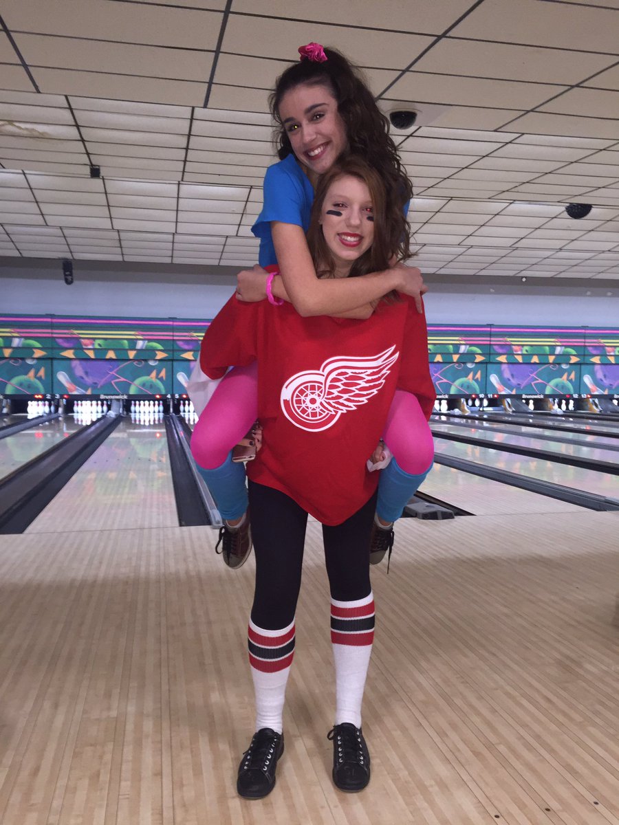 breitner_sarah's tweet photo. HAPPY BIRTHDAY BB I LOVE U SO MUCH @clairebearyon ❤️ https://t.co/jQSFxBYcYt