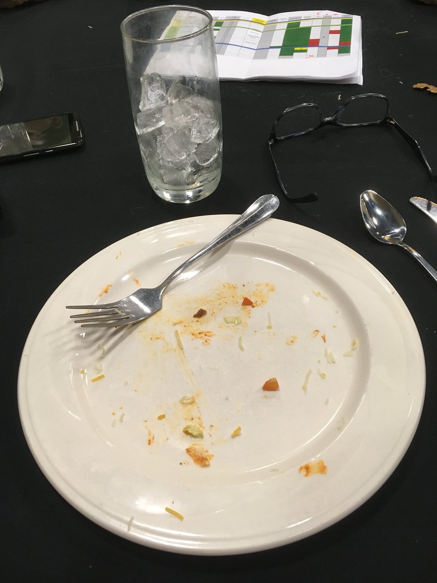 ivcrosstraining's tweet photo. #lunch #tacos #wheredidtheygo #sixtacoslater #surprised https://t.co/vBca3MY8dC
