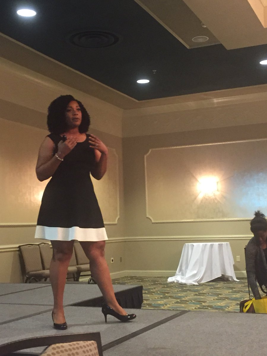 WhereWomenBloom's tweet photo. .@MartineForeman delivering her keynote at #LearnShiftGrow. This event is phenomenal! Can’t wait til next year. 😉 https://t.co/nIMOKY3FdI