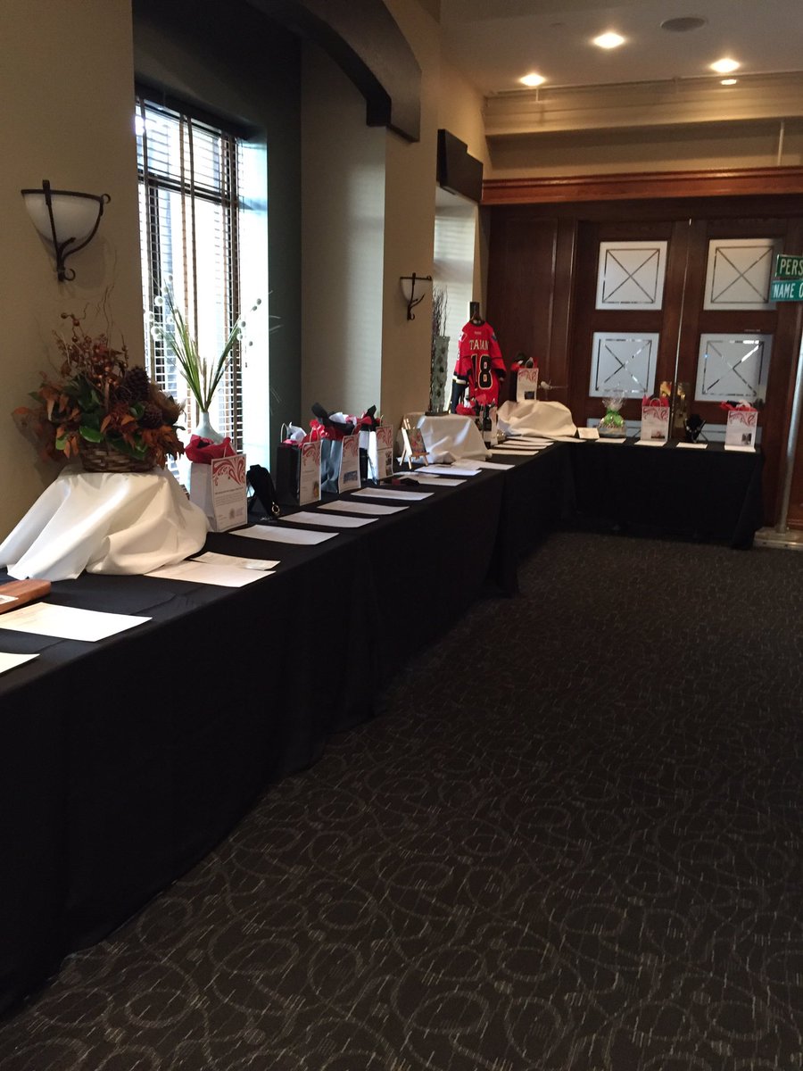 CalmOrder's tweet photo. #splash17 we're ready for you! @glencoeclub @bgcc1939 @CalmOrder @jeffndyer https://t.co/B4Y6oqBXH5