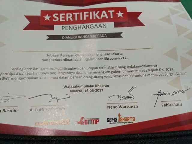 __MV_llestari__'s tweet photo. @04Nakula @perellimaya @sahaL_AS @lukmansaifuddin DITIPU TERTIPU gpp. Yg fenting masuk surga! dah dapet sertipikat. Lu gak punya kan? kasian! neraka lu!😁😄🤣😂 https://t.co/IyQpqfgEYj
