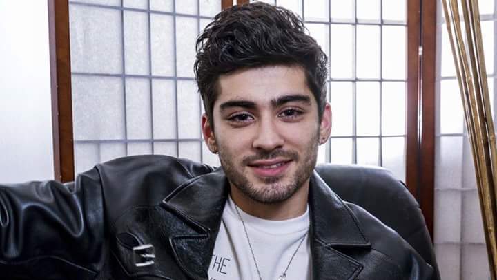 dalia_t4's tweet photo. #GrammyForZAYN #GrammyToNominateZAYN #PopCraveJingleBellsAwards ZAYN https://t.co/xL9OhlGPGe