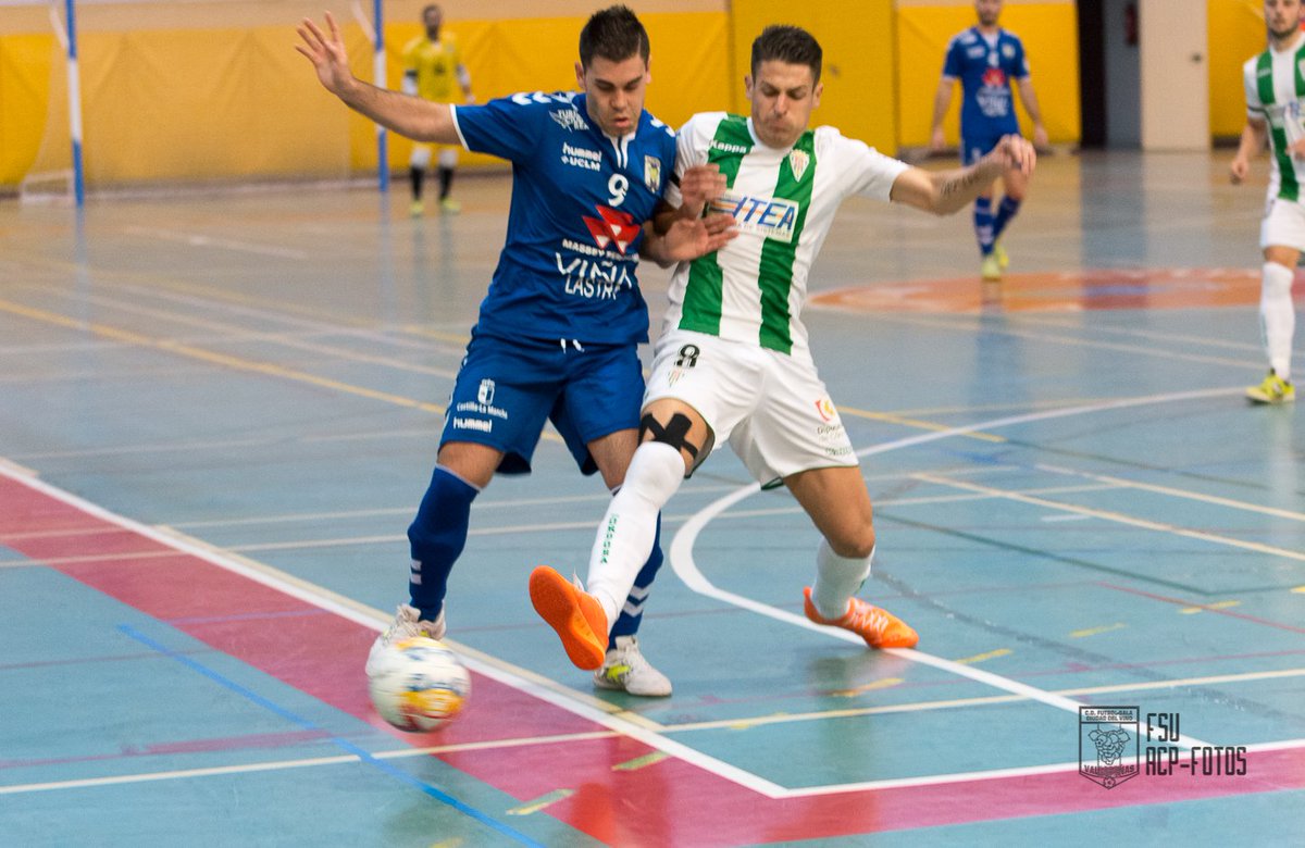 VinaAlbaliFS's tweet photo. |FOTOGALERÍA| 📸 #CORvsVAL
1ª Parte
@CordobaFutsal 2 - @FSCiudadDelVino 2
#VamosMasseyCastro #FSVlive #LNFS #ACPFSV https://t.co/i02XbtUn2y