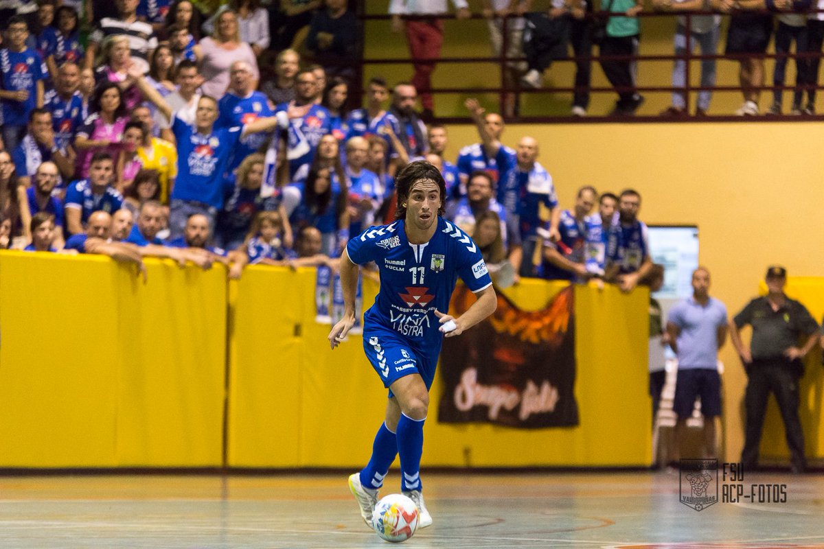 VinaAlbaliFS's tweet photo. |FOTOGALERÍA| 📸 #CORvsVAL
1ª Parte
@CordobaFutsal 2 - @FSCiudadDelVino 2
#VamosMasseyCastro #FSVlive #LNFS #ACPFSV https://t.co/i02XbtUn2y