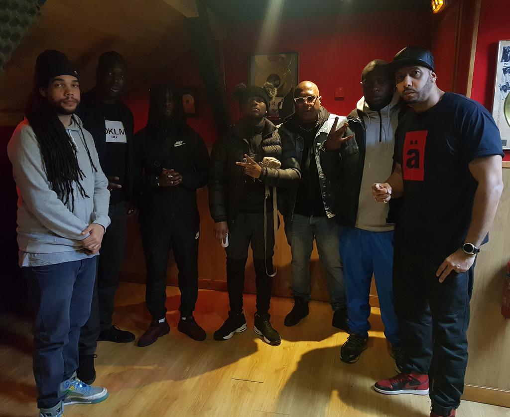 CouvreFeuOff's tweet photo. Ce soir 20h-22h rediff du #CouvreFeu sur @oklmradio @MrJackyBrown x @DJLORDISSA et @DjPhaxxOfficial nos invités @13BlockOfficiel + #LeysMc 🔥 https://t.co/E5mTlRYSi7