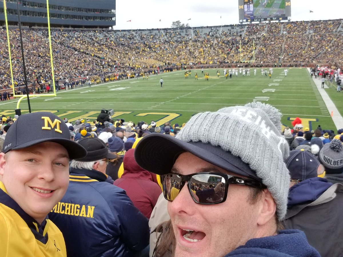 Mdmeh's tweet photo. #BIGHOUSELIVE https://t.co/KWivvfs6T1
