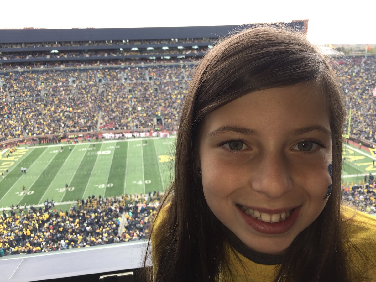 RCharbauski's tweet photo. #bighouselive https://t.co/Q1ug79n0xl