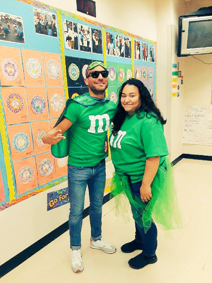 MrMarquez2's tweet photo. Green m&amp;m 😎 @HolmquistES @KARE24921 #kindergarden #FallFestival https://t.co/kmQDVCyIoZ