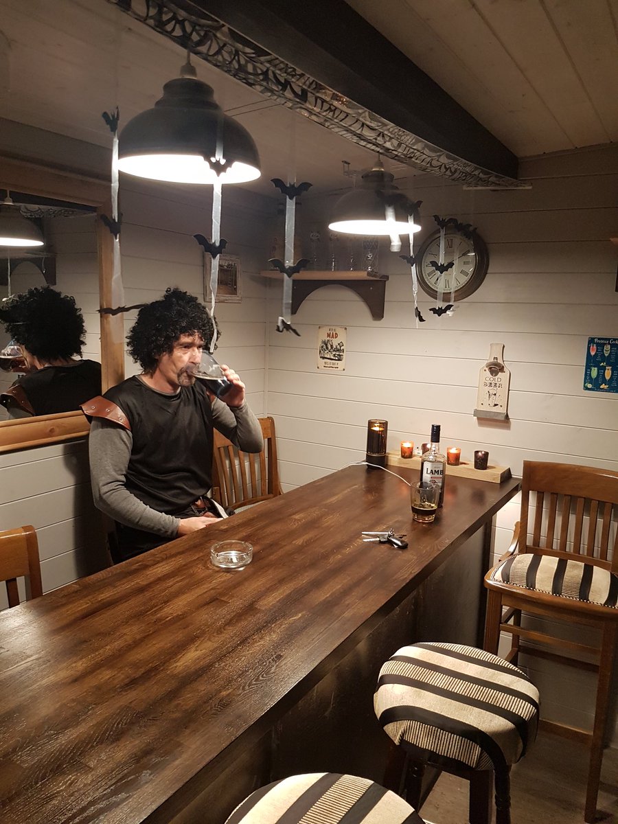 Beer Huts Haloween style!!
