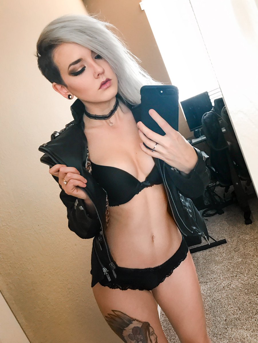 free underwear selfies