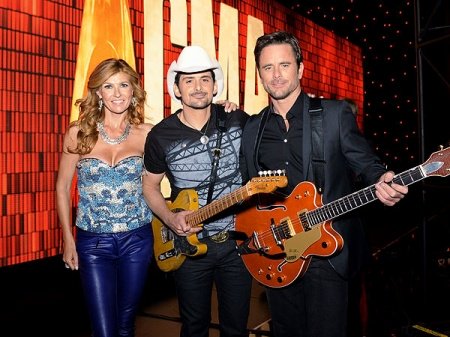 Happy birthday Brad Paisley  