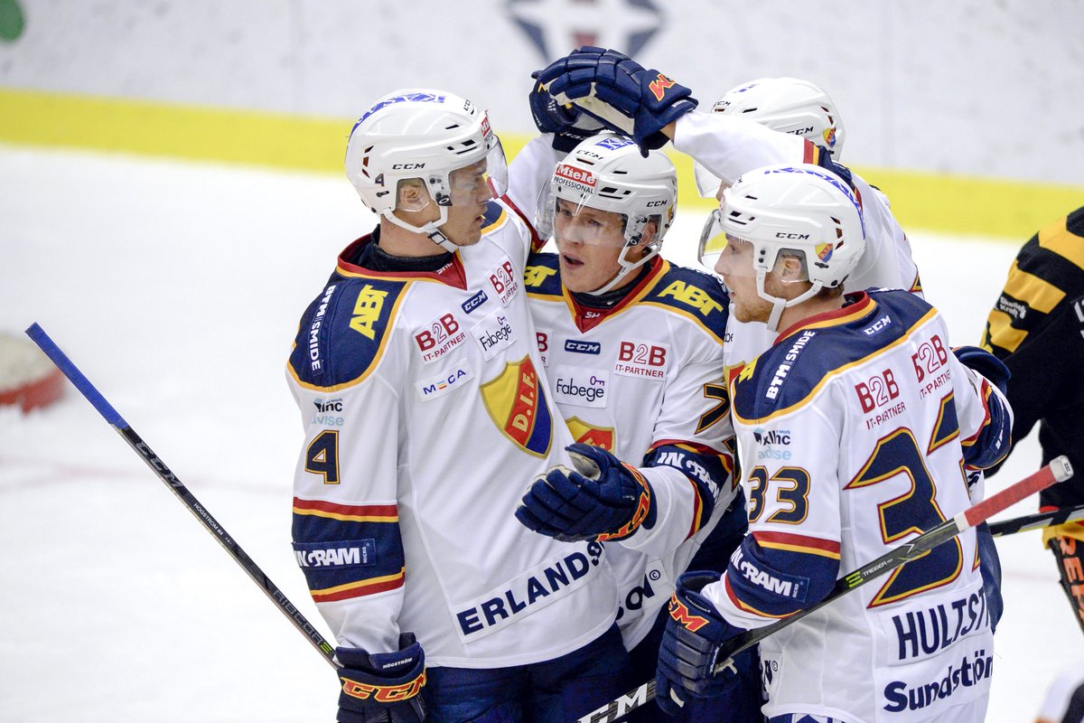 DIFHockeyse's tweet photo. SEGER OCH TRE POÄNG! 2-1-seger mot Skellefteå. 6 av 6 poäng i back to back-mötet. https://t.co/Fh2gSYZUHm
