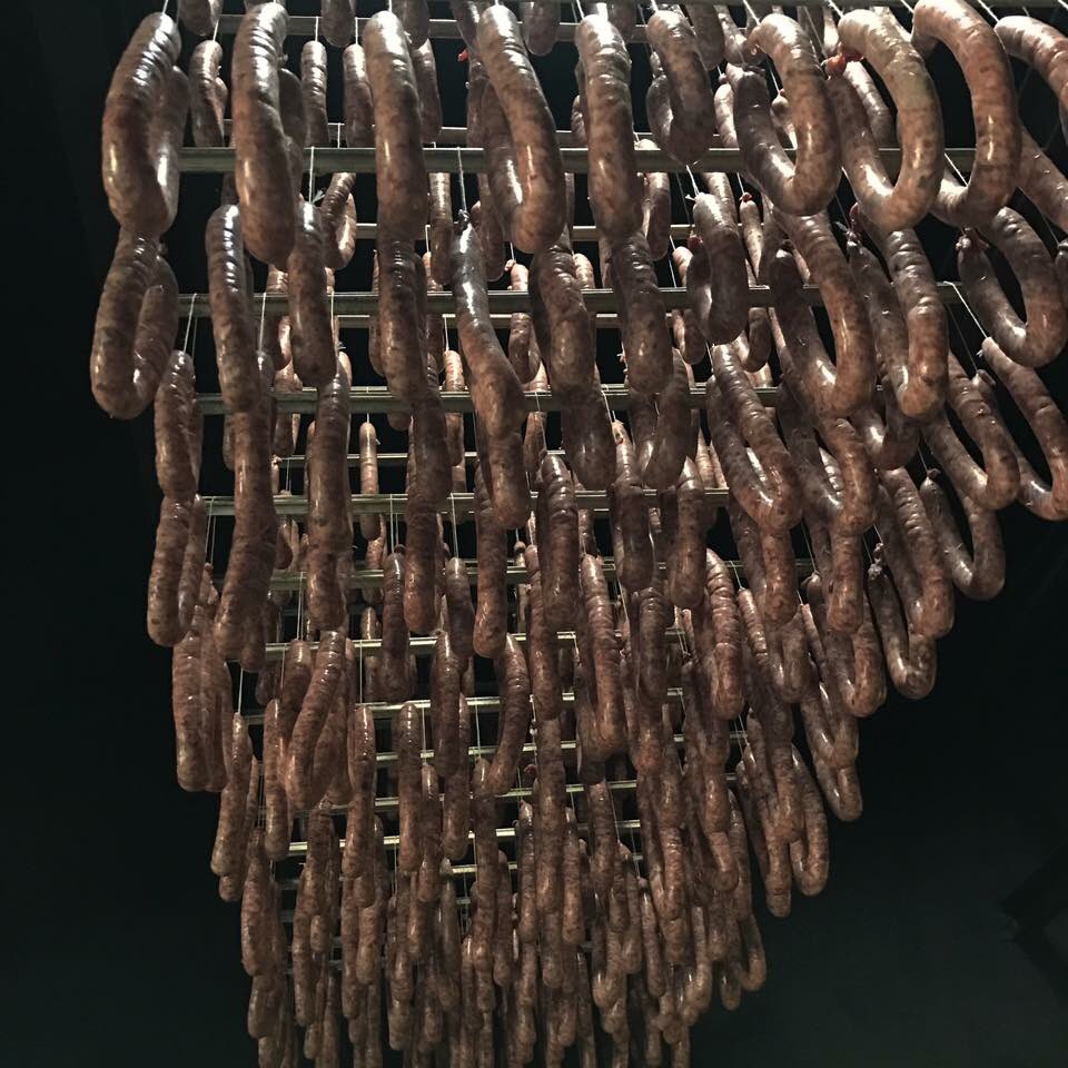 gimcalvi's tweet photo. Samedi 4/11 marché couvert à #calvi , vous pourrez venir déguster les premiers figatelli ( charcuterie A CASANA ) #acasanapietralba 👌🏻 https://t.co/OCZKc19hvZ