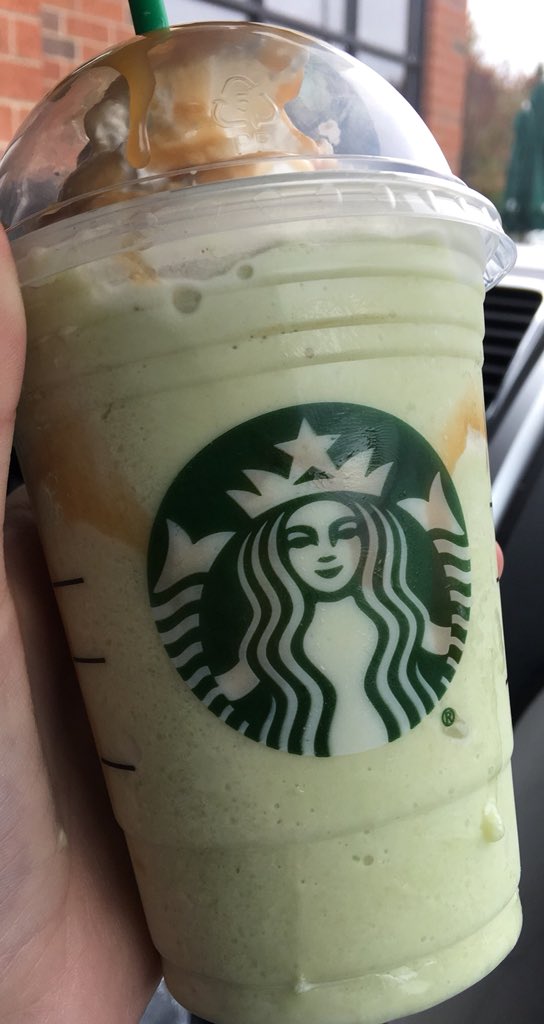 bartabby's tweet image. expectation vs. reality @Starbucks