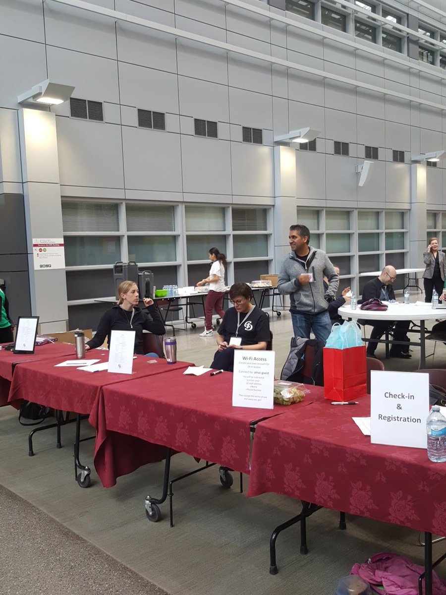 CydneeSenevi's tweet photo. @ucalgarynursing @duffettleger  Nurses and other professionals at the Calgary Interprofessional challenge @cic_yyc https://t.co/S6fgJjeBTU