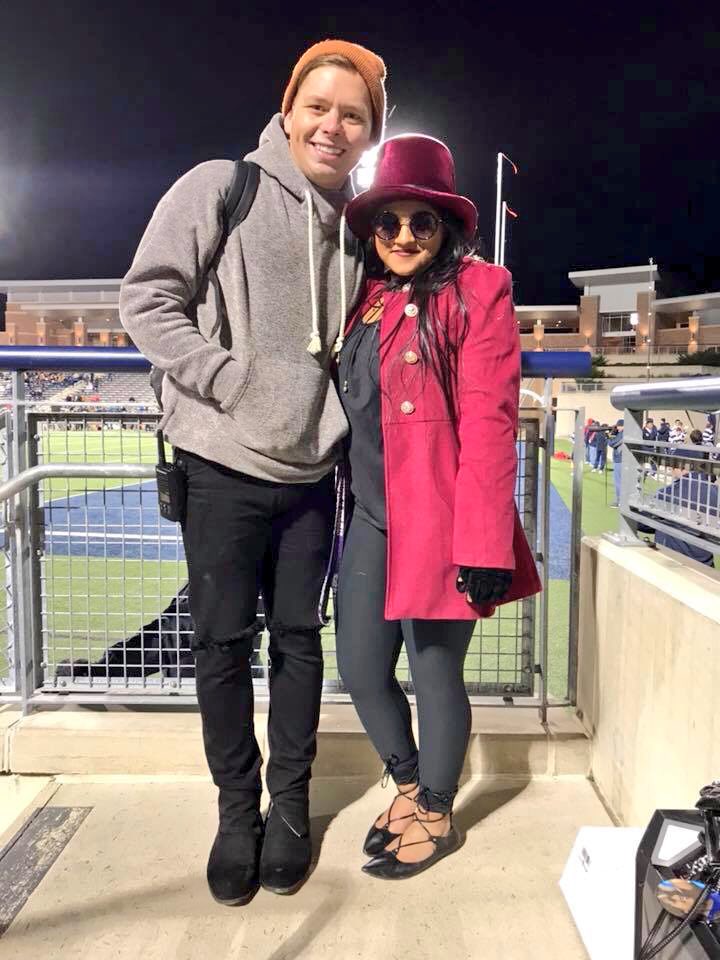 sk8ingtiffers's tweet photo. charlie and the chocolate factory 🍫#boobowl2017 @mr_singletary1 https://t.co/QXyG5RTcaS