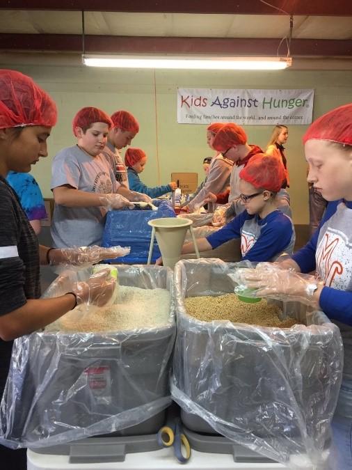 4H's tweet image. #Volunteerism helps deepen a child’s sense of community and provides opportunity to gain new skills. bit.ly/2yZhrtz @UNLExtension
