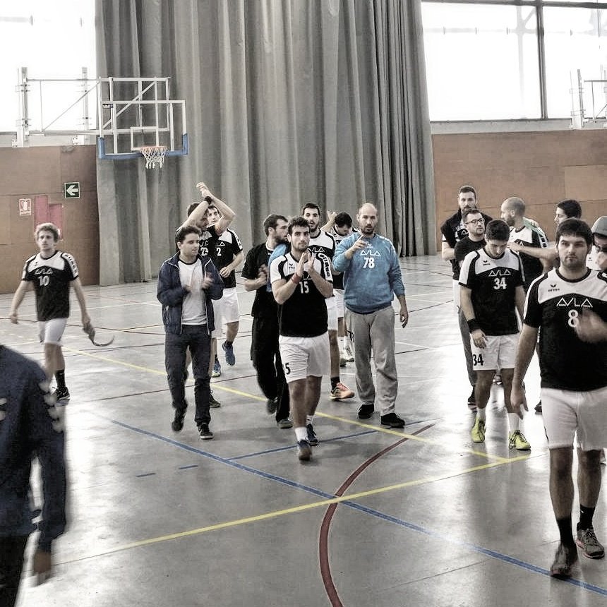 AEAulaHandbol's tweet photo. Nova jornada i desplaçaments de nivell pels 2 sèniors!! ☝️ Som-hi que comença!! #mesjunts #mesforts https://t.co/SAmNa5mwcm