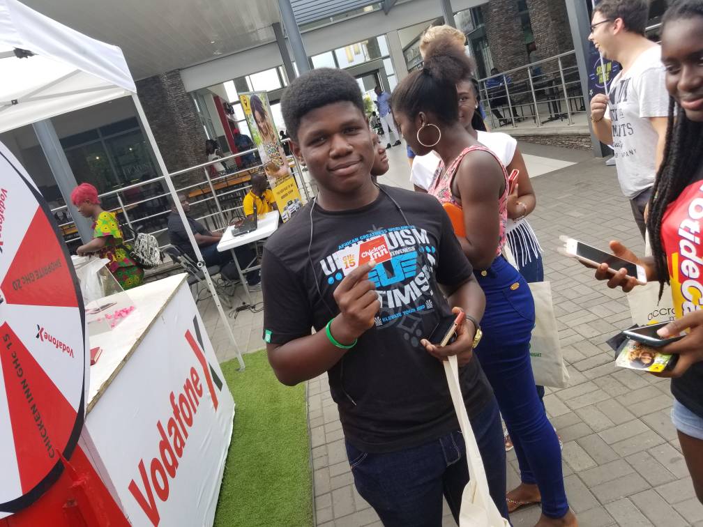 VodafoneXGH's tweet photo. There's still a lot of time to spin for XTRA discount.Just pass by our stand &amp; get the best discount deals @ the Mall tonight. #VodafoneXAt3 https://t.co/RyKF1N0cVu