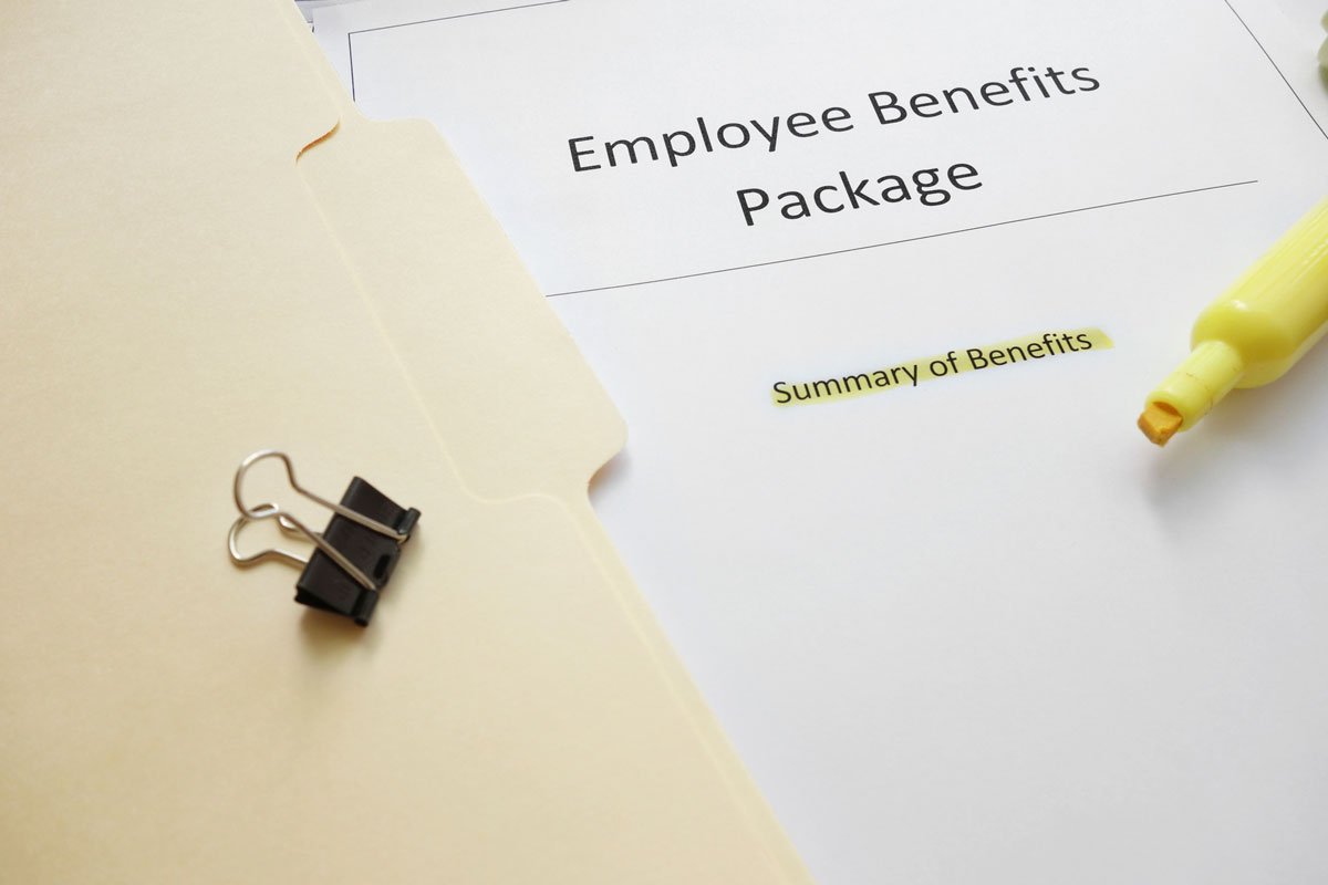 What Is Stopping Small Businesses From Offering #EmployeeBenefits? ow.ly/unWL30g7gs0 #smallbusiness