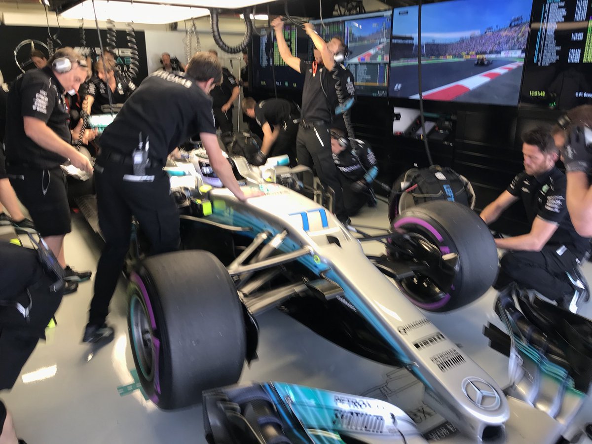 MercedesAMGF1's tweet photo. Bah, #VB77’s hot lap is wrecked by a dawdling car...

It’s all in his second run now! Pressure, but he’s a cool customer! #MexicoGP https://t.co/8xiaZdnboh