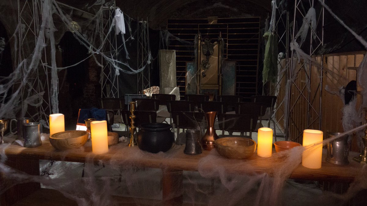 We've just had a preview of the fabulous Fright of the Earls Halloween Event 
- be sure not to miss it. 
Details at pbs.twimg.com/media/DLztKHeX…