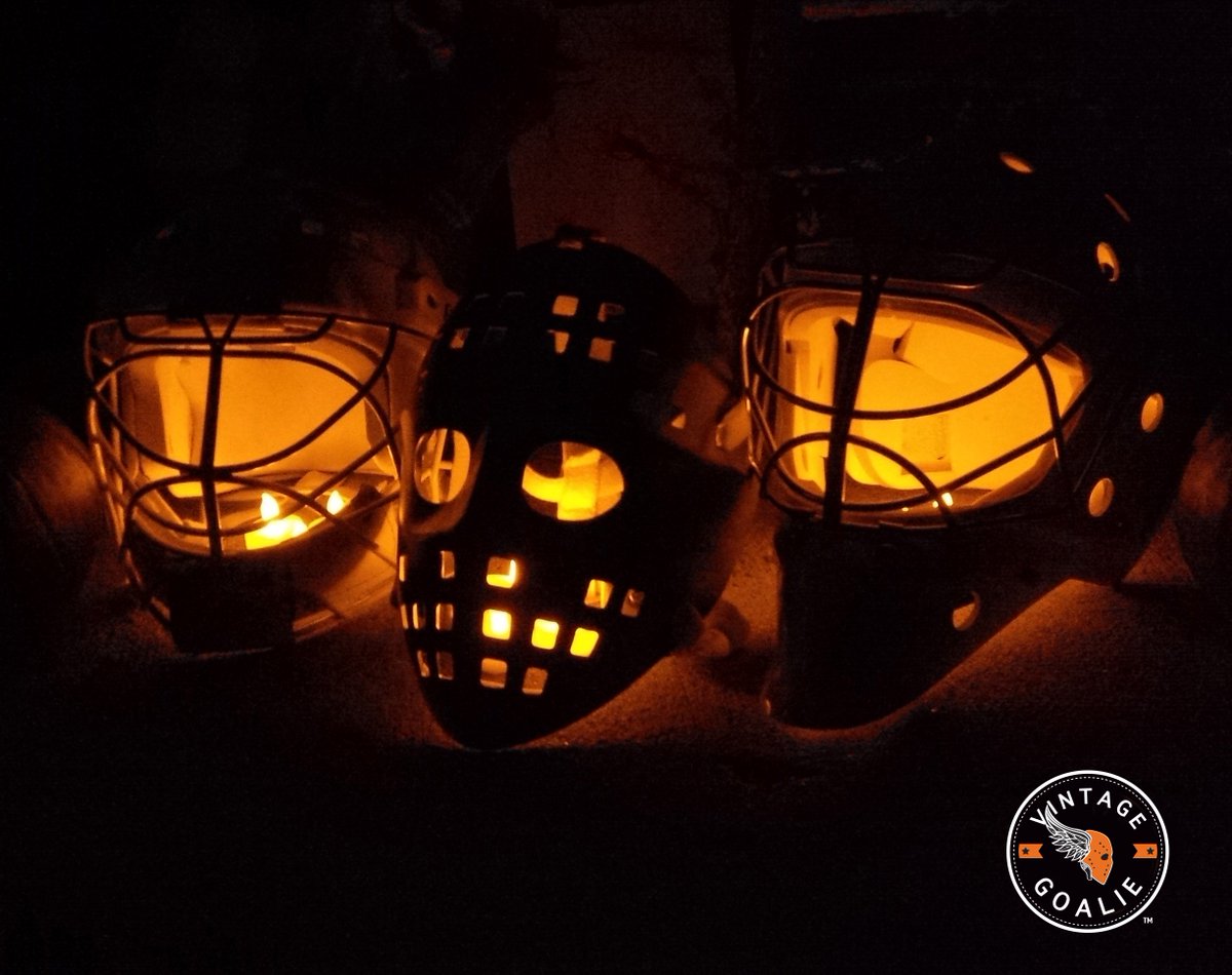 VintageGoalie's tweet photo. Move over 'Jack'. #Maskolantern #VGB #HappyHalloween https://t.co/G4g6voz5fK