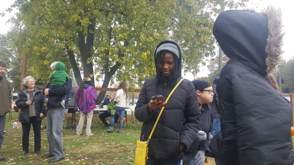 Joyce3737's tweet photo. It is cold @FlannerhouseCDC Fall Festival, but we're having fun! Good company, food &amp; fun! #feedthemlocal https://t.co/7vr4jcf8KZ