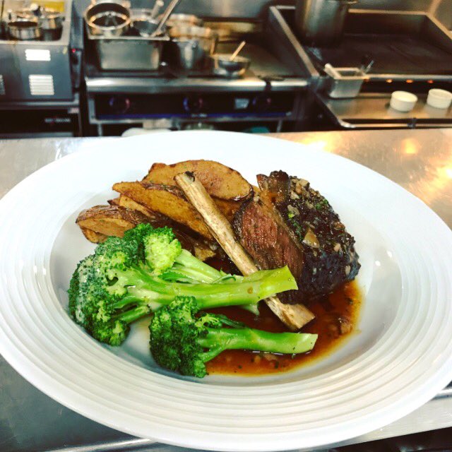 eatjjjeffries's tweet photo. #meliusmentions proudly introduces the bone in #braised #dryagedbeef #chuckrib https://t.co/XmbuN4ktwt
