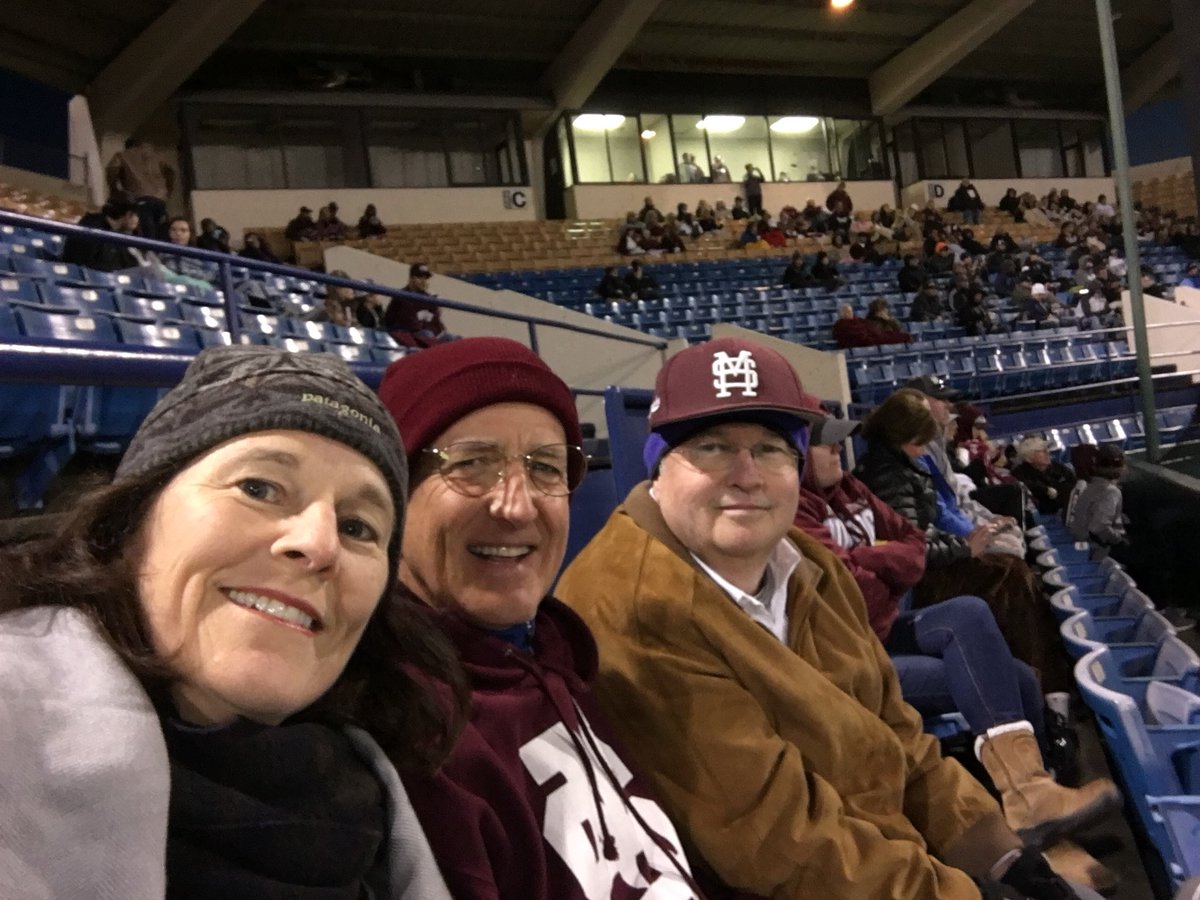 maloney_traci's tweet image. Dressed warm ready to watch @HailStateBB scrimmage at Smith Wills. With @Bro_Maloney @CoachCannizaro #HaiIState