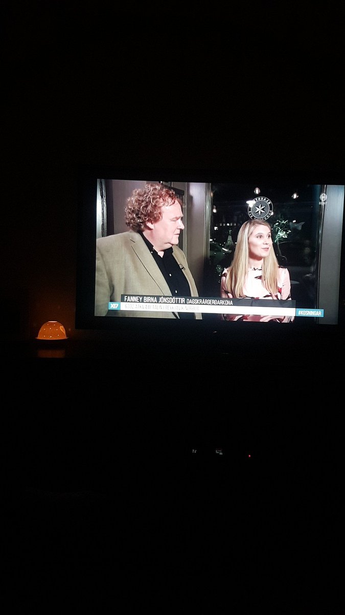 Væri til í að fá Egill helgason í biggest looser #myndiHorfa #kosningar2017